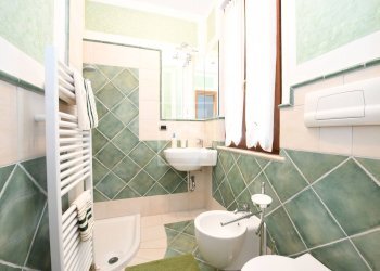 Villa via Pozze, San Felice del Benaco - photo 21