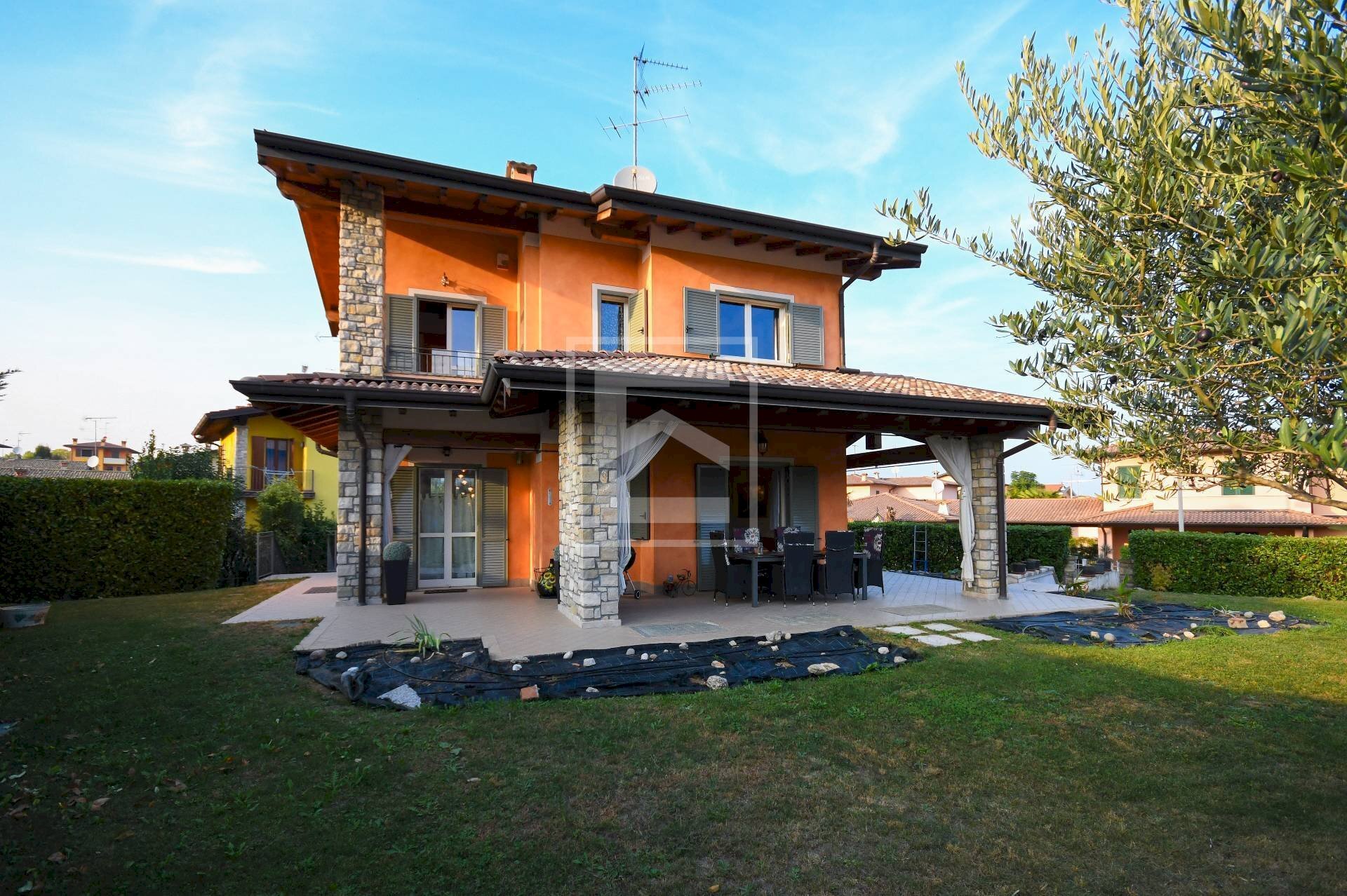 Villa Via Sandro Pertini, Moniga del Garda - photo 1