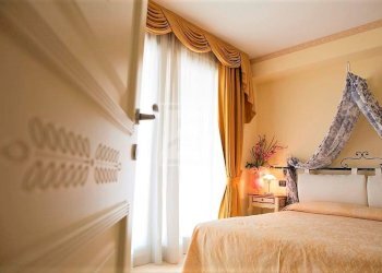 Trilocale Via Giuseppe di Vittorio, Desenzano del Garda - foto 6