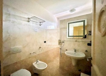 Trilocale via commissario palatucci, Desenzano del Garda - foto 13