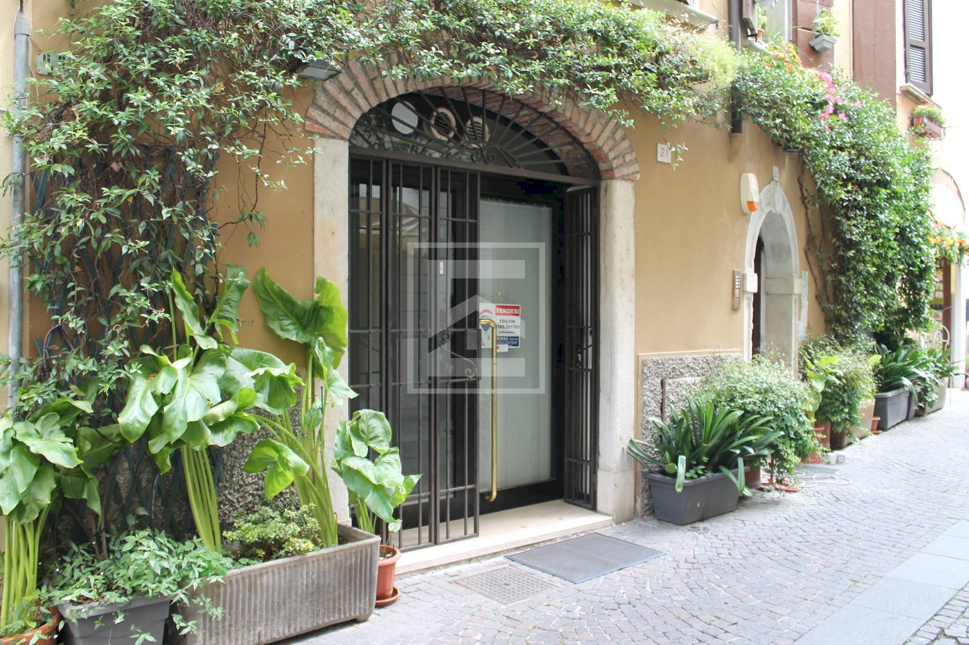 Locale Commerciale via Duomo, Salò - foto 2