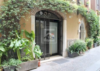 Locale Commerciale via Duomo, Salò - foto 2