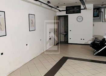 Locale Commerciale via Duomo, Salò - foto 6