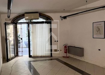 Locale Commerciale via Duomo, Salò - foto 8