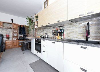 Three-room apartment via primo maggio, Moniga del Garda - photo 9