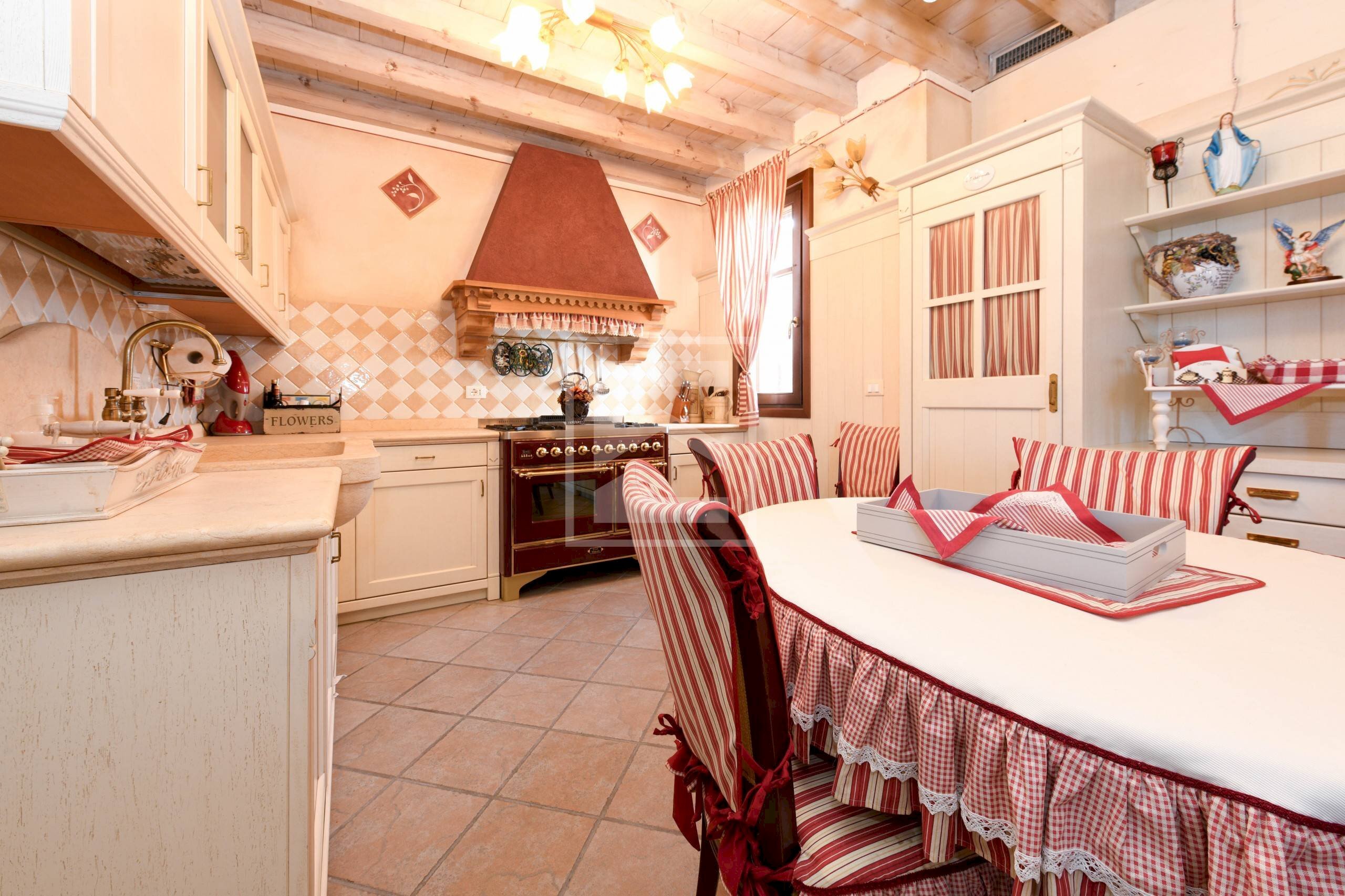 Trilocale località sermana, Peschiera del Garda - foto 1