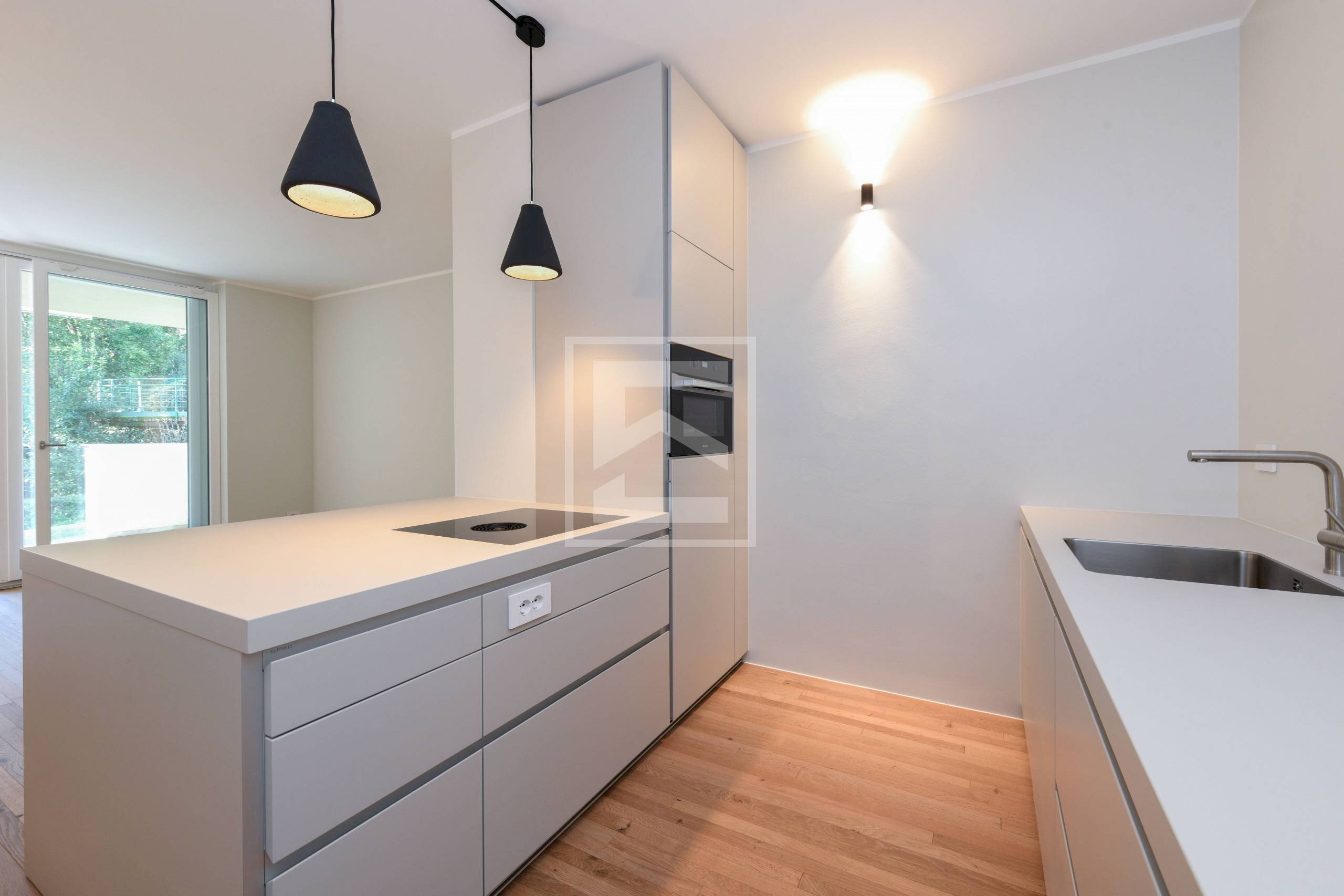 Three-room apartment Via al Vittoriale, Gardone Riviera - photo 2