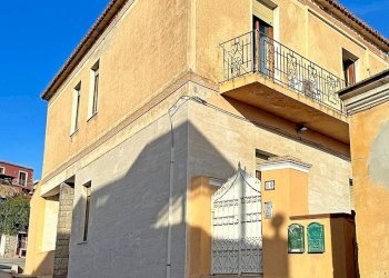 Casa indipendente Via Fratelli Bandiera, La Maddalena - foto 2