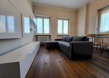 Salone - Bilocale corso Nizza, 73, Cuneo (zona Donatello) - foto 4