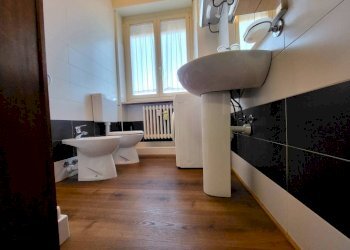 Bagno - Bilocale corso Nizza, 73, Cuneo (zona Donatello) - foto 24