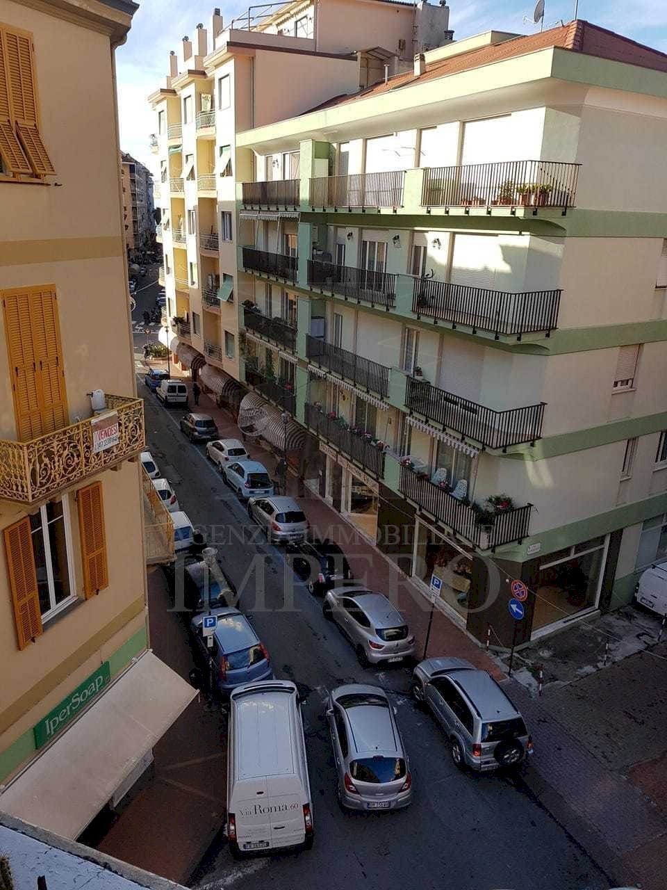 vista - Two-room apartment Via Giuseppe Mazzini, Ventimiglia - photo 1