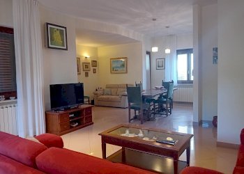 sala da pranzo - Villa Via Fiume Orta 6, Bolognano - foto 6