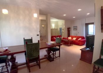 sala da pranzo - Villa Via Fiume Orta 6, Bolognano - foto 8