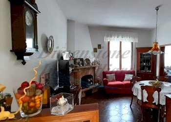 WhatsApp Image 2023-11-22 at 14.00.48 (1) (FILEmin - Appartamento Viale della Repubblica, Cecina - foto 7