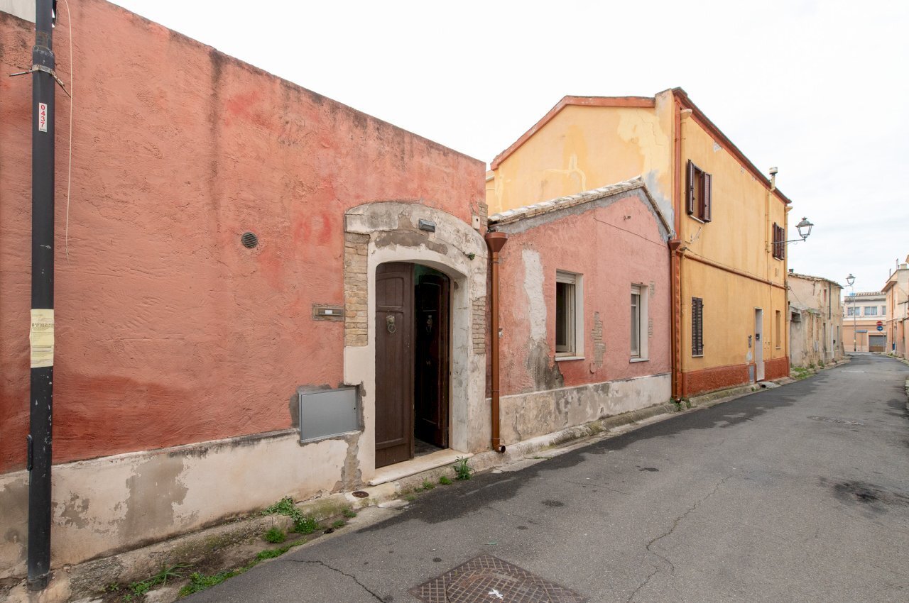 Prospetto (4).jpg - Villa Quartucciu - foto 2