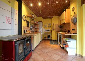Casa indipendente Località Valentino, Verrua Savoia - foto 3