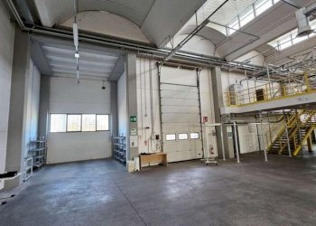 Capannone Crevalcore - foto 4