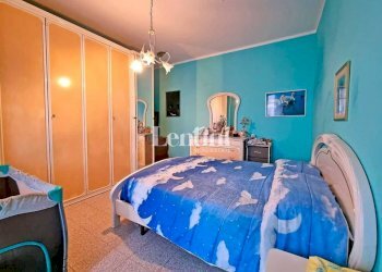 Camera da letto - Trilocale via Giuseppe Garibaldi, 22, Casale Monferrato - foto 8