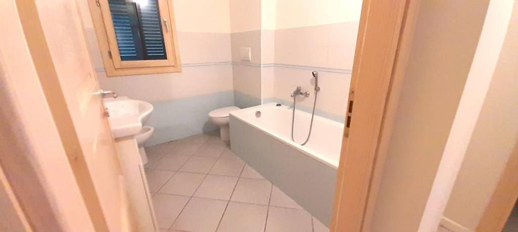 BAGNO - Trilocale via Raffaello Caverni, 69, Montelupo Fiorentino - foto 2