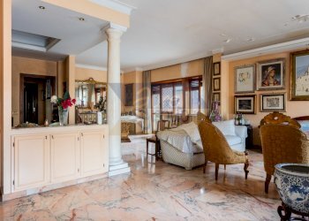 Salone triplo - Appartamento Via Giacomo Costamagna, Roma - foto 7