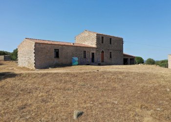 STAZZO - Azienda agricola LOCALITA' ALIASA, Luogosanto - foto 6