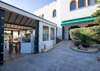 Shop Viale Aldo Moro, Olbia - photo 29