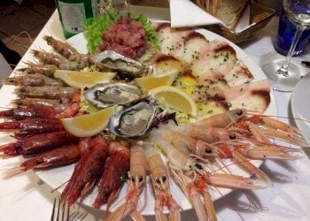 Shop Viale Aldo Moro, Olbia - photo 32