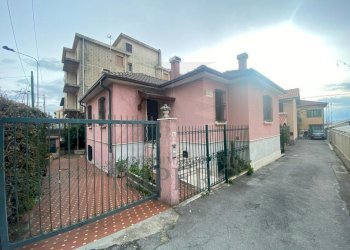 esterno - Porzione di casa Via Arenella 1, Bordighera - foto 1