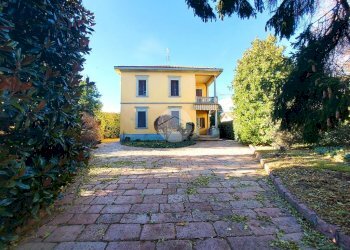 Villa Via roma, Marcallo con Casone - photo 36