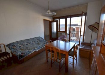 Salone - Two-room apartment piazza Vittorio Alfieri, Mombercelli - photo 1
