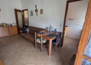 Salone - Two-room apartment piazza Vittorio Alfieri, Mombercelli - photo 27