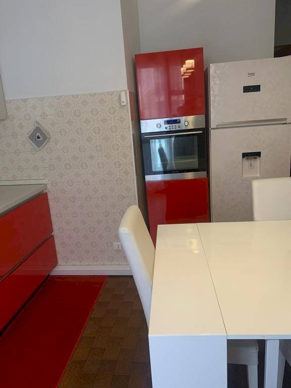 Cucina - Appartamento via Niccolò Machiavelli, Asti - foto 3