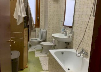 Bagno - Appartamento via Niccolò Machiavelli, Asti - foto 7