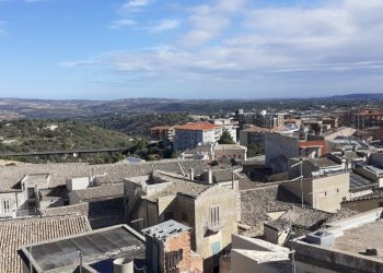 20231129_121517.jpg - Villa Via San Sebastiano 37, Palazzolo Acreide - foto 16