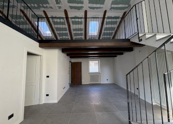 soggiorno - Quadrilocale piazza Italia, Poirino - foto 2