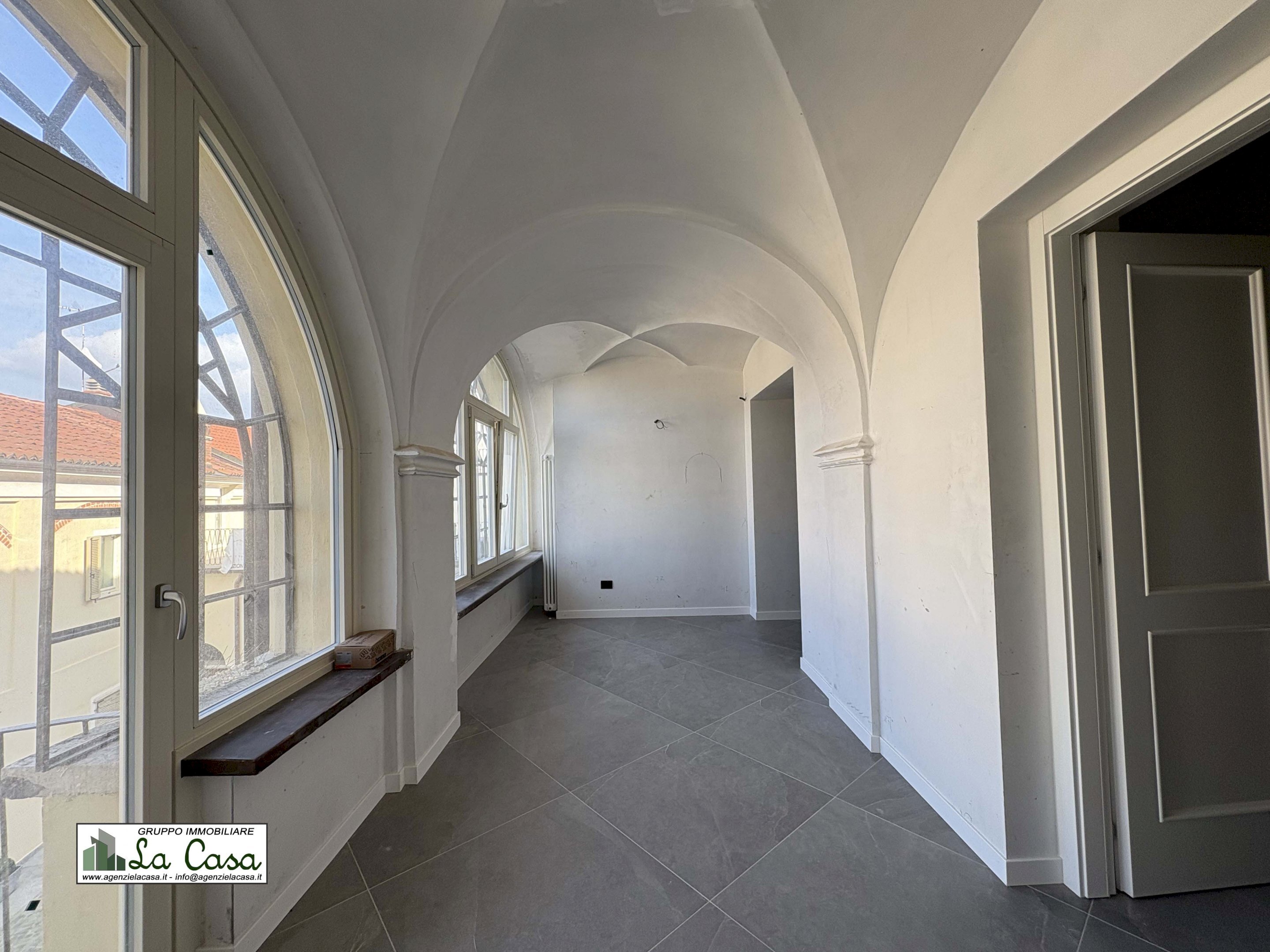 ingresso - Appartamento piazza Italia, Poirino - foto 1