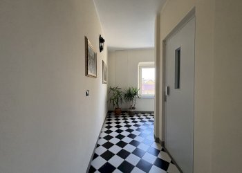 ascensore - Trilocale piazza Italia, Poirino - foto 18