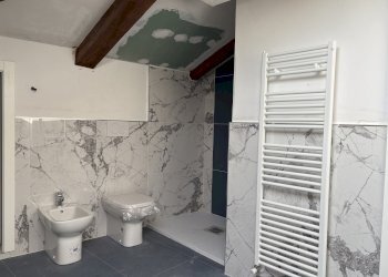 bagno - Trilocale piazza Italia, Poirino - foto 11