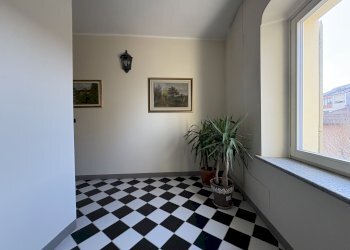 corridoio - Trilocale piazza Italia, Poirino - foto 19