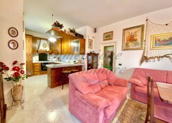 photo_5810003502448099174_y (FILEminimizer).jpg - Appartamento Via Arno, Rosignano Marittimo - foto 11