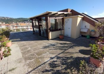 terrazzo privato - Trilocale Andora - foto 1