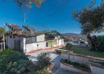 Hotel - Accommodation facility Strada Comunale Le Noci, Venafro - photo 1