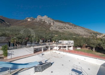 Hotel - Accommodation facility Strada Comunale Le Noci, Venafro - photo 14