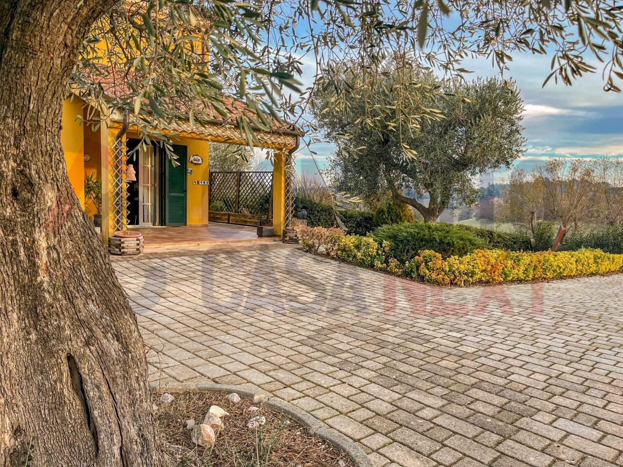 9BC9E456-E8EB-4A67-B1ED-0D398E44452E.jpeg - Casa indipendente San Marcello - foto 2