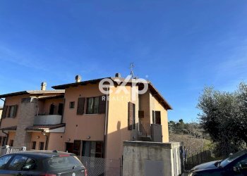 Attico via santo stefano, Colli al Metauro - foto 1