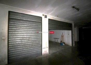 Garage - Parcheggio Via Delle Resistenza, Martina Franca - foto 9