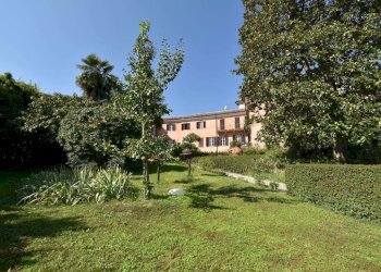 Casa indipendente via Demaria, Neive - foto 3