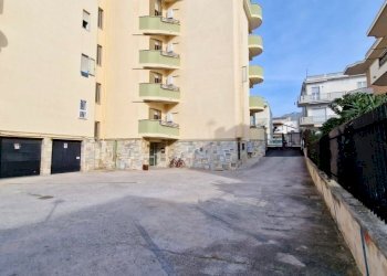 Appartamento Mondragone - foto 9