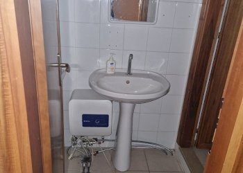 bagno - Locale Commerciale Via Assisi 47, Perugia - foto 13