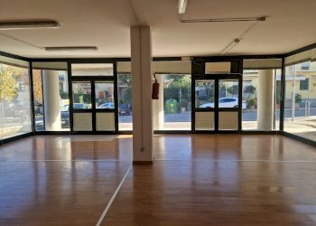 dettagli - Locale Commerciale Via Assisi 47, Perugia - foto 14